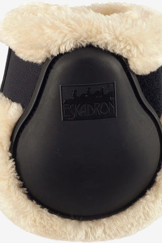 Eskadron Basic Bakskydd Faux Fur