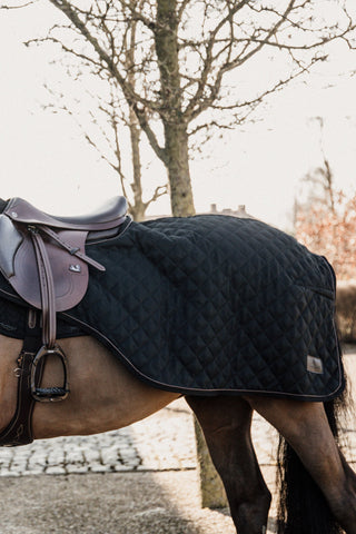 Ridedækken 160g Sort